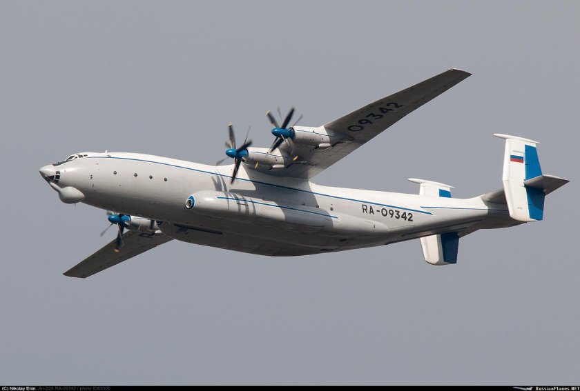 Самолёт Антей АН-22