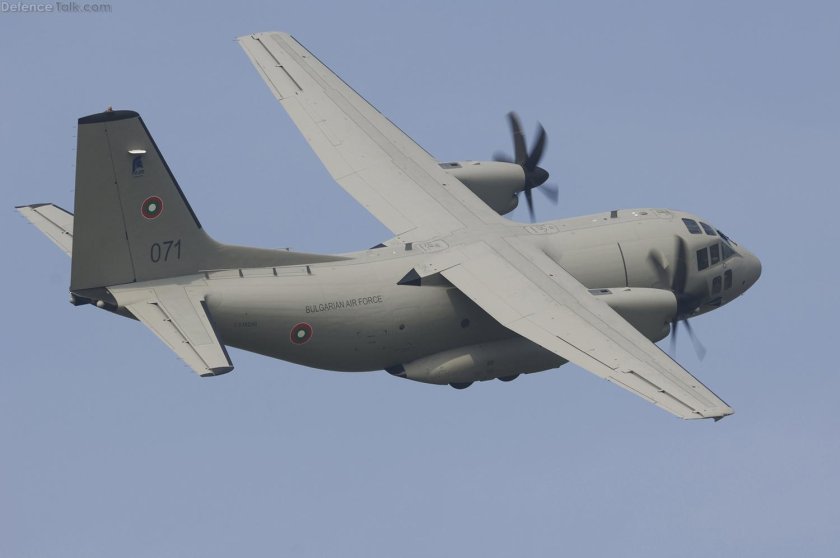 Alenia c-27j Spartan самолет