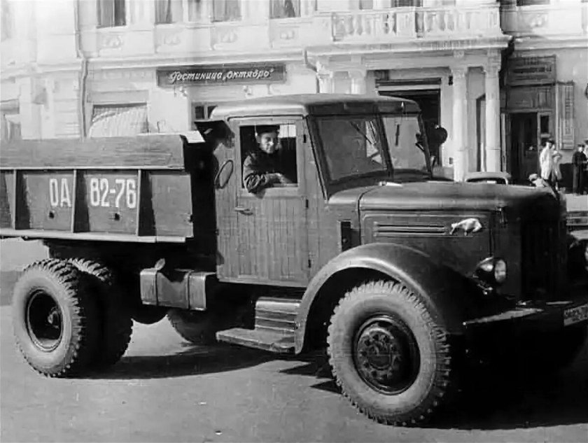 МАЗ-205 самосвал