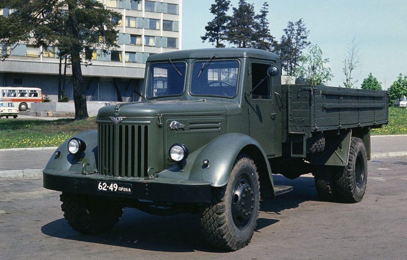 МАЗ 200
