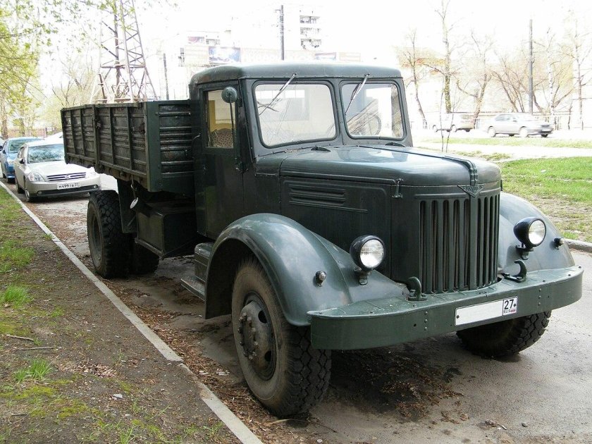 МАЗ-200 грузовой