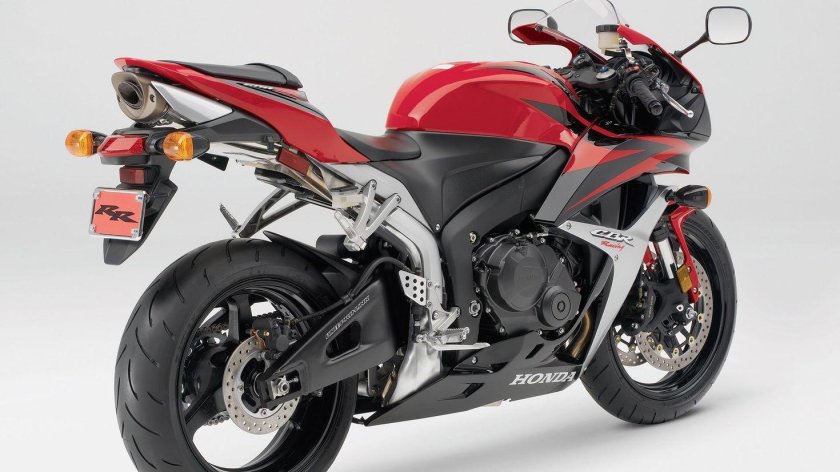 Мотоцикл Honda CBR 600