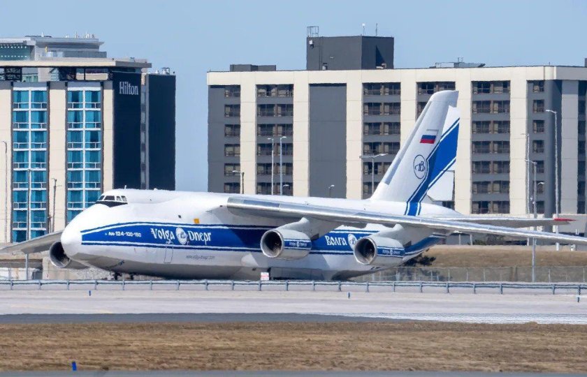 АН 124 Руслан Волга Днепр