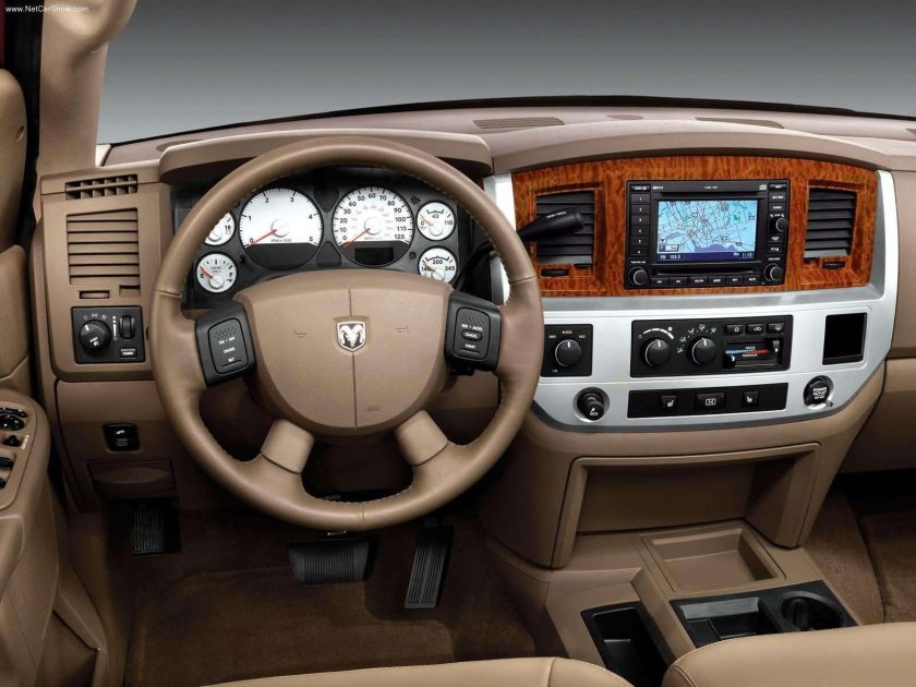 Додж рам 3500 интерьер