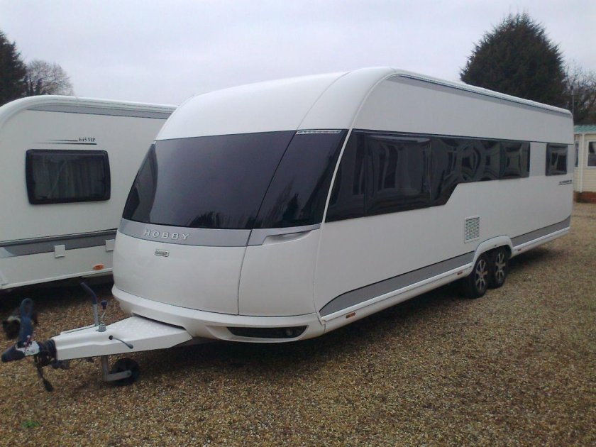 Hobby Caravan 700