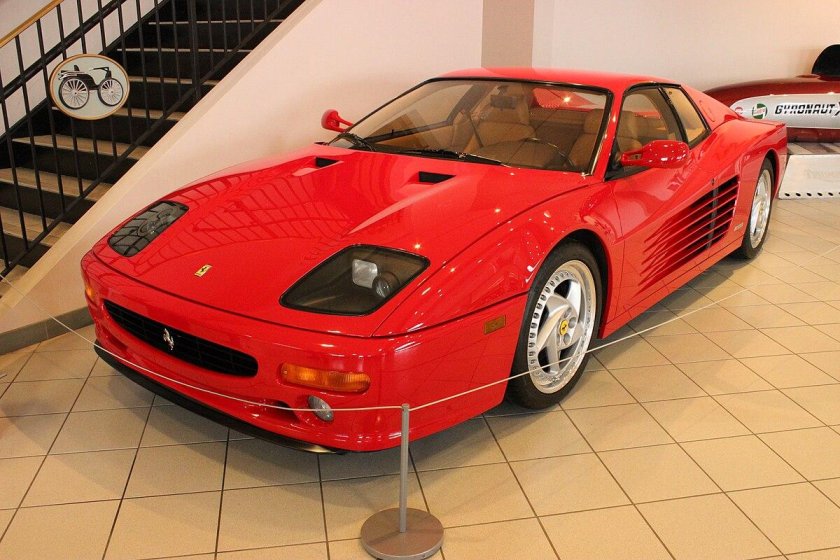 Ferrari Testarossa f512 m