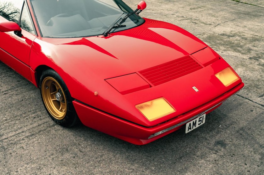 Ferrari berlinetta boxer 512