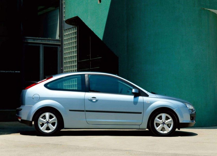 Ford Focus Hatchback 3 Doors 2004