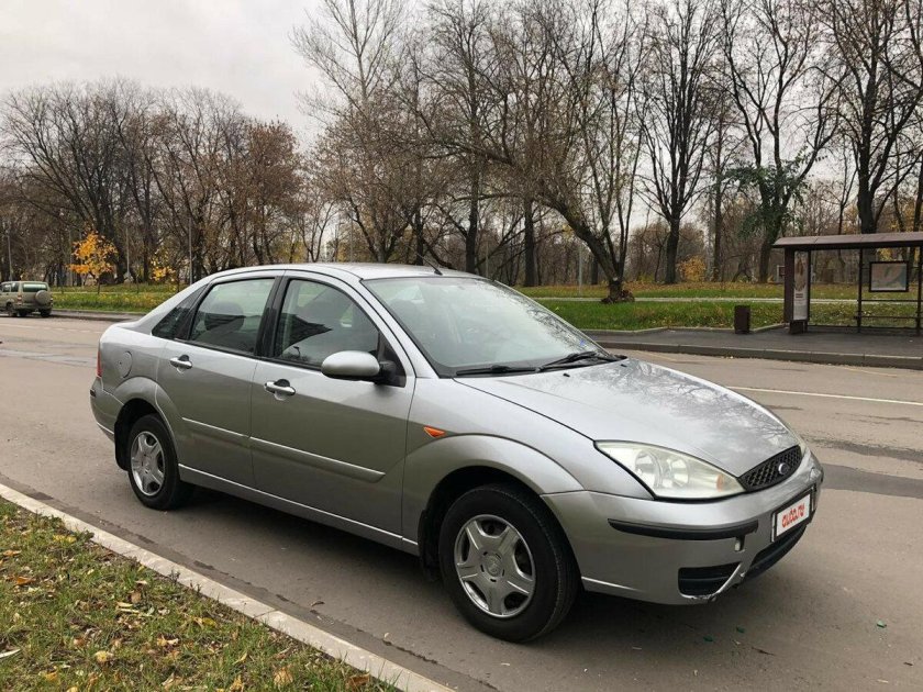 Ford Focus 2005 седан