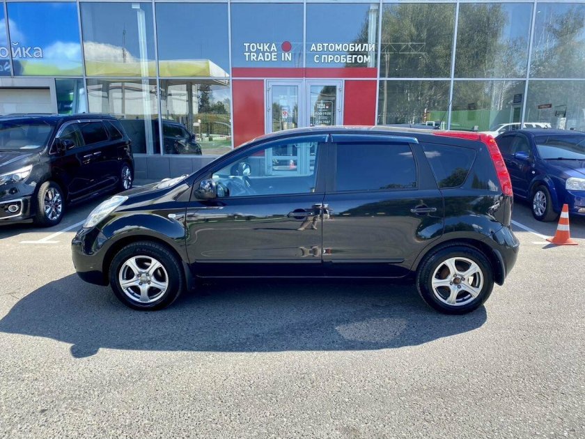 Ниссан ноут 2008 года