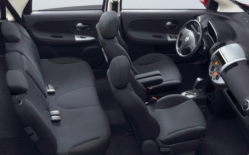 Nissan Note 2008 салон