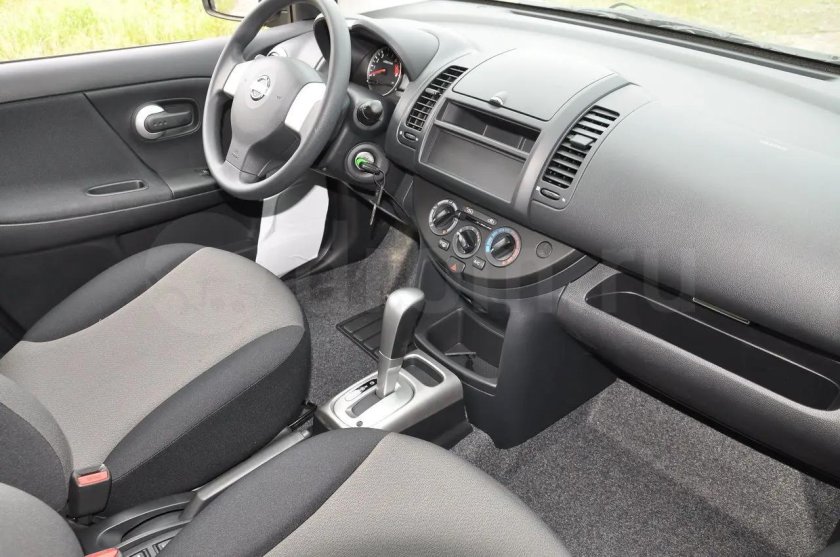 Ниссан ноут 1.6 комфорт