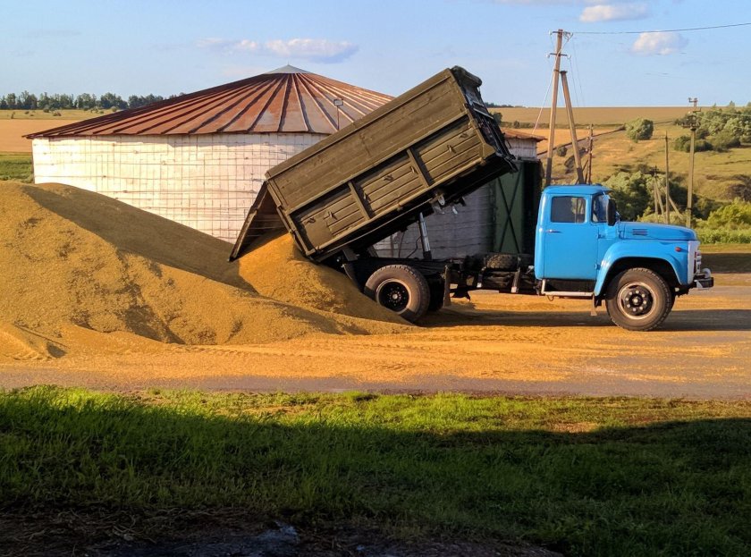 Зерноток ЗИЛ 130