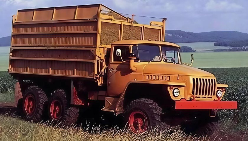 Грузовик Урал 5557