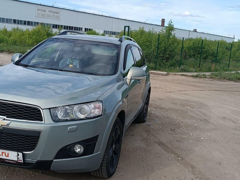 Шевроле Каптива серая 2013