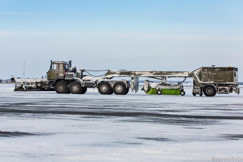 Аэродромная тележка АТТ-2