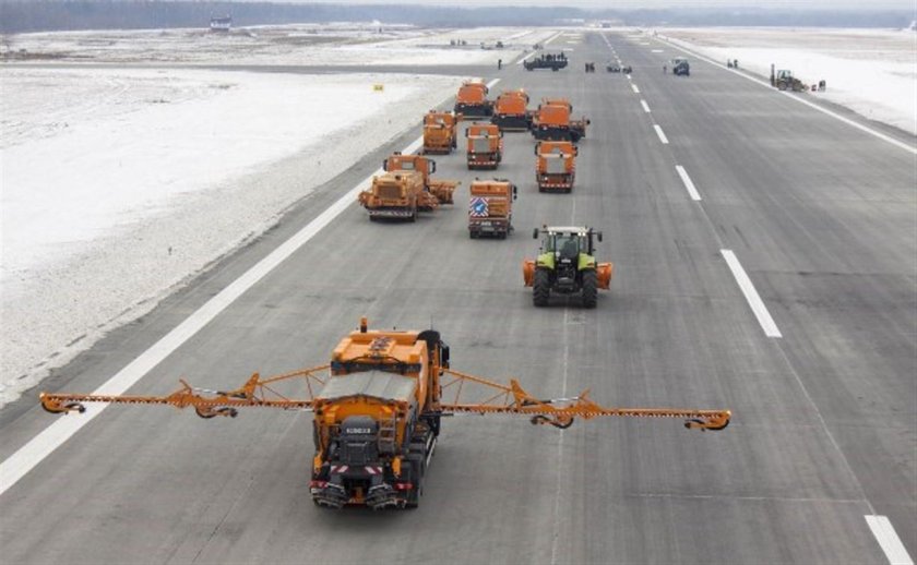 Техника на аэродроме