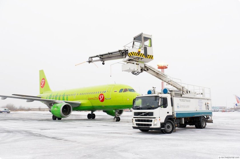 Аэродромная противообледенительная машина JBT Tempest