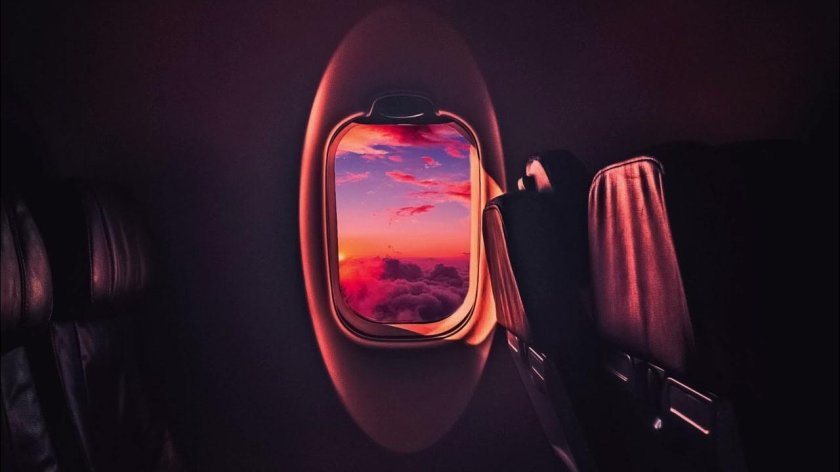 Иллюминатор самолета