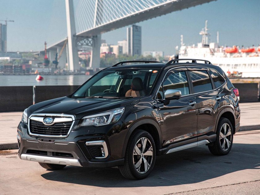 Субару форестер 2019 года