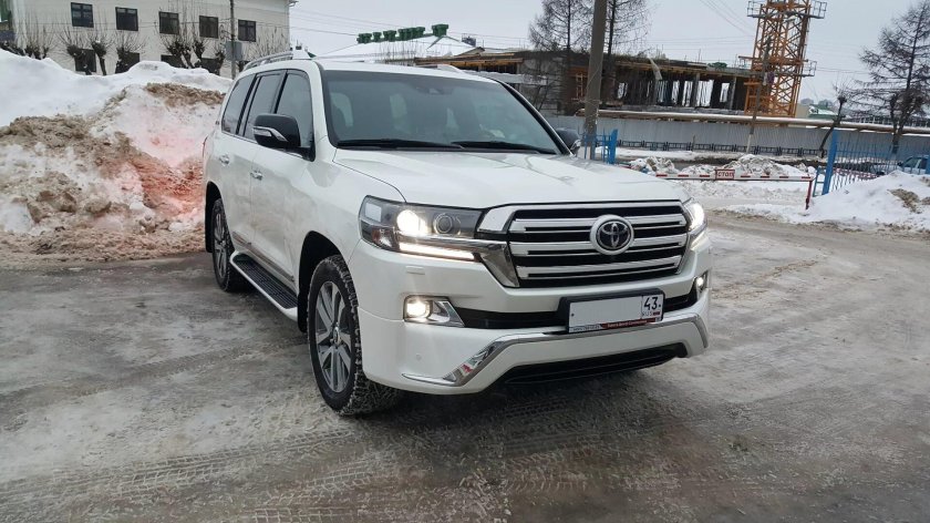 Тойота ленд Крузер 200 2017
