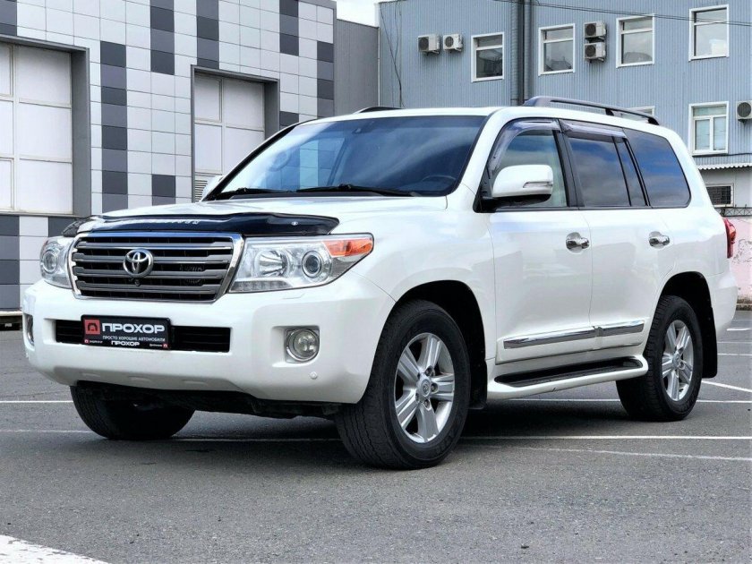 Land Cruiser 200 2013