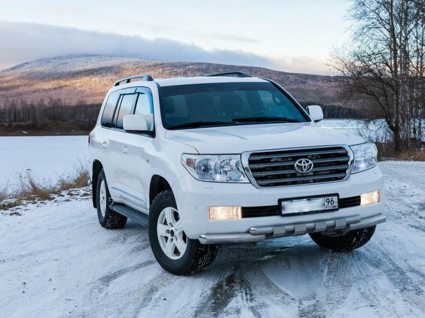 Тойота ленд Крузер 200