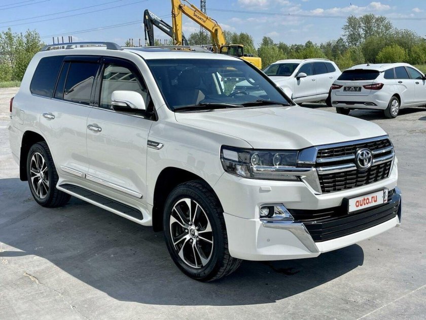 Тойота ленд крузер 200 2021 белый