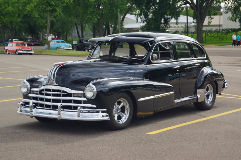 1948 Pontiac Silver Streak