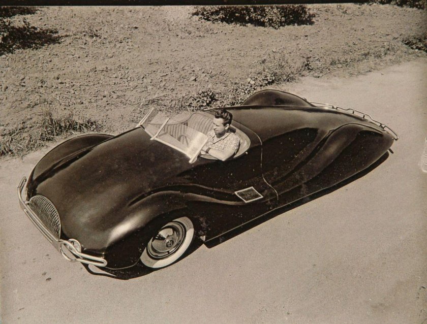 1948 Buick Streamliner