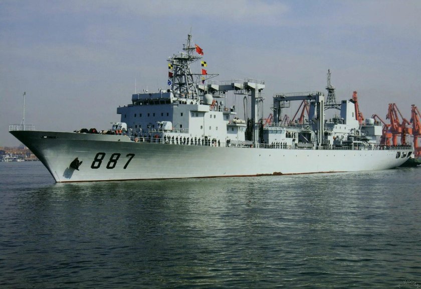 Корабль снабжения ВМС НОАК 903