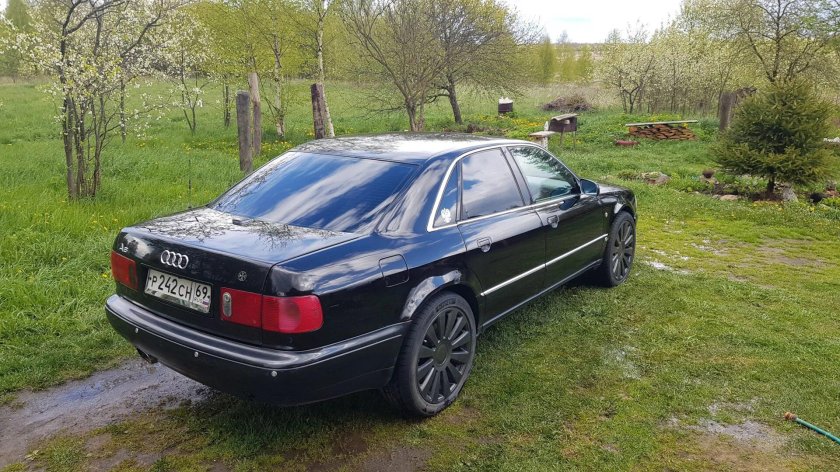 Ауди а 8 1995