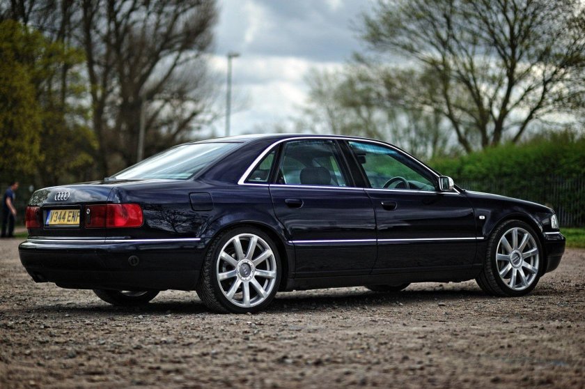 Audi s8 1998 4.2