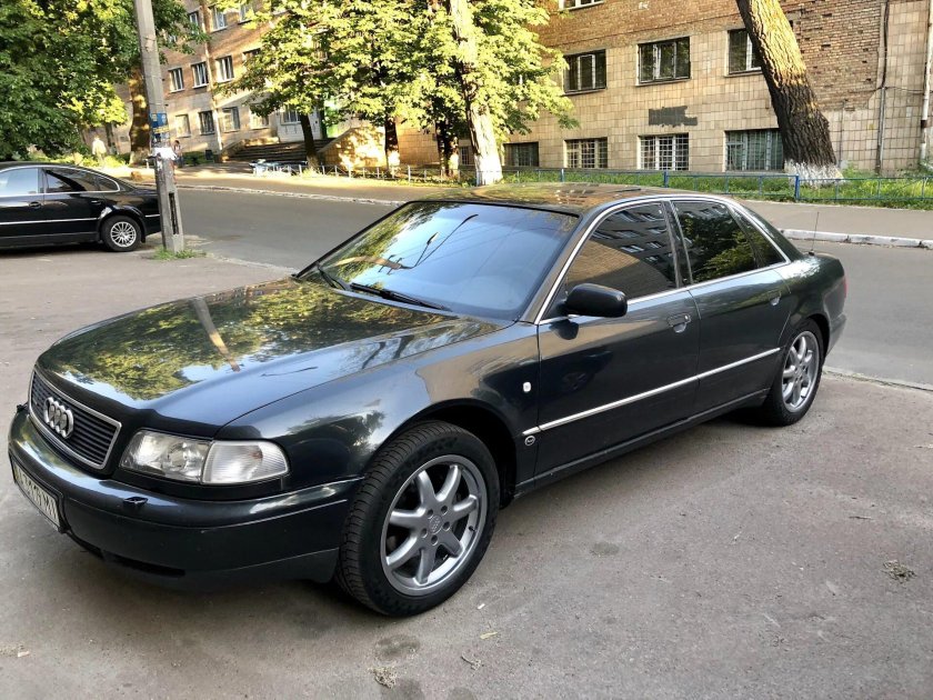 Ауди а8 1996