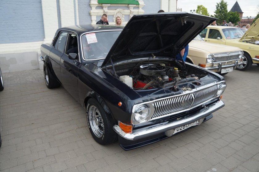 ГАЗ 24 v8