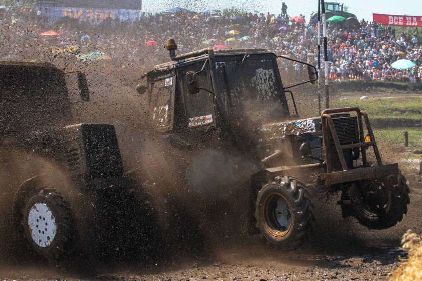 Трактора Бизон трек шоу