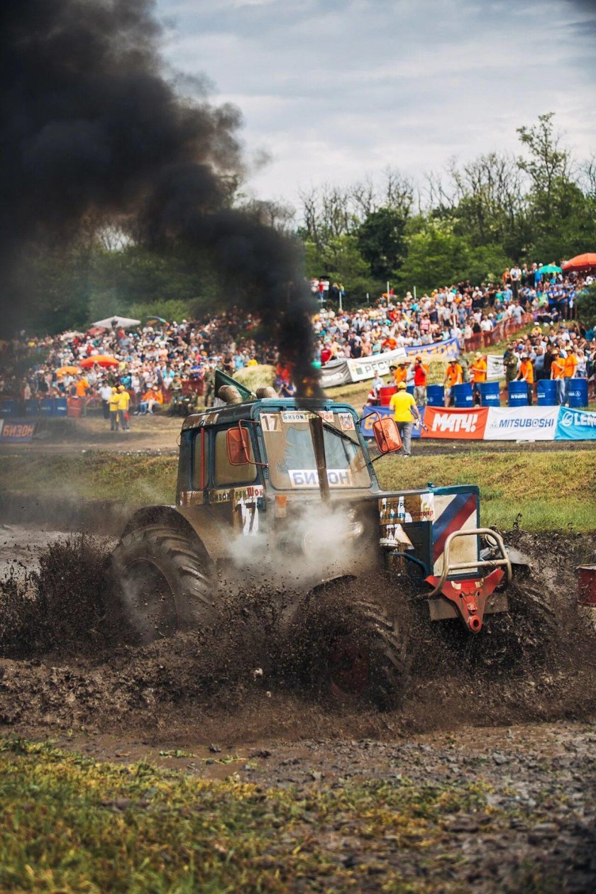 Трактора Бизон трек шоу