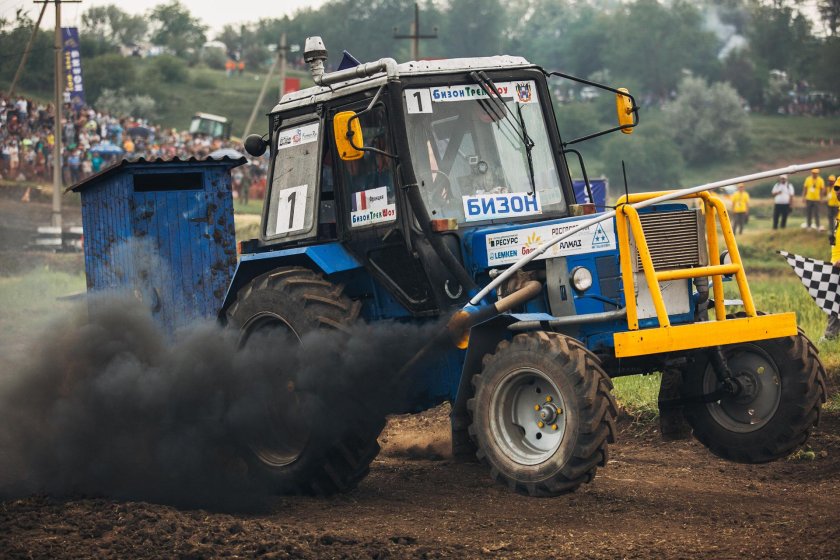 Трактора Бизон трек шоу