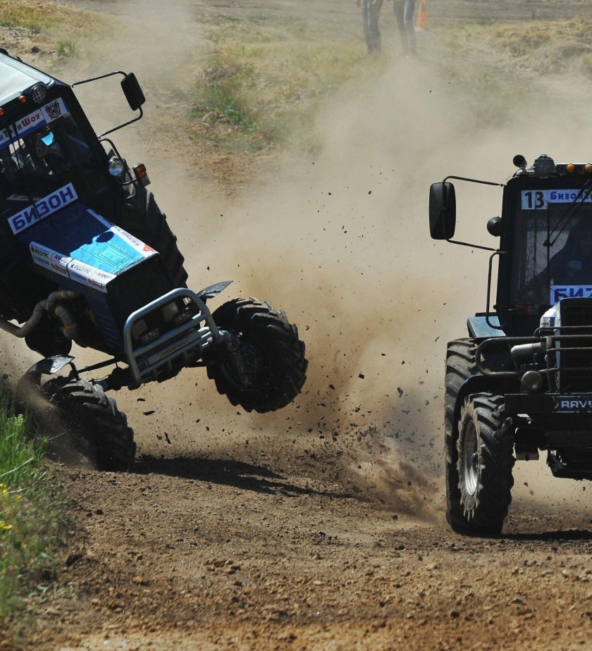 Гонки тракторов