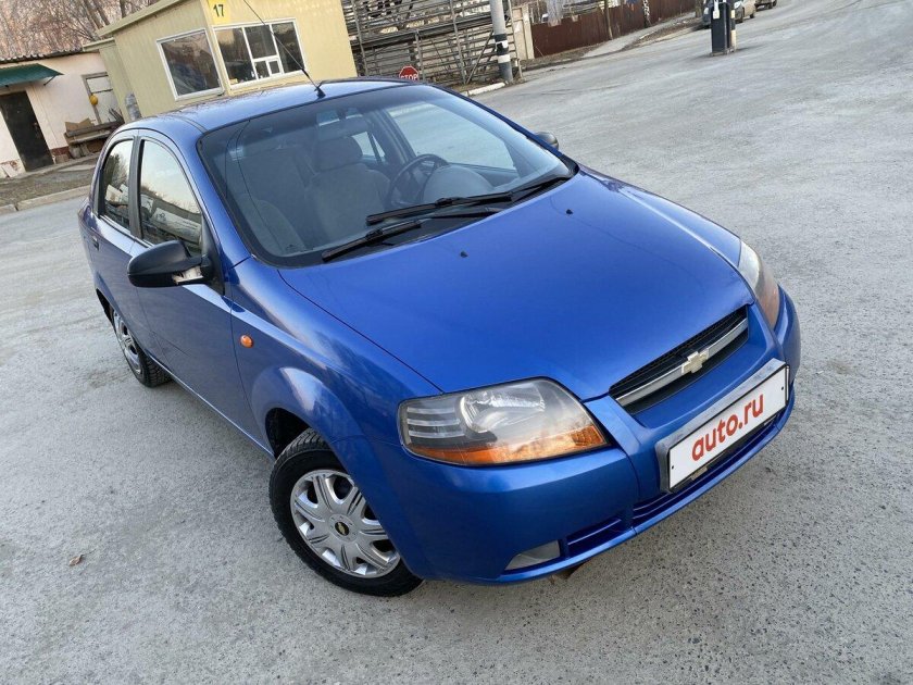 Авео 2005 седан