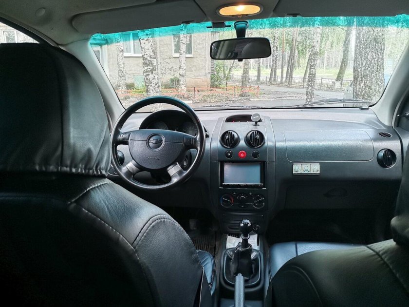 Шевроле Авео 2005 салон