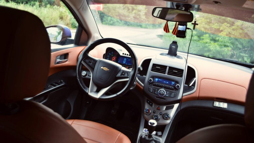 Авео т300 салон