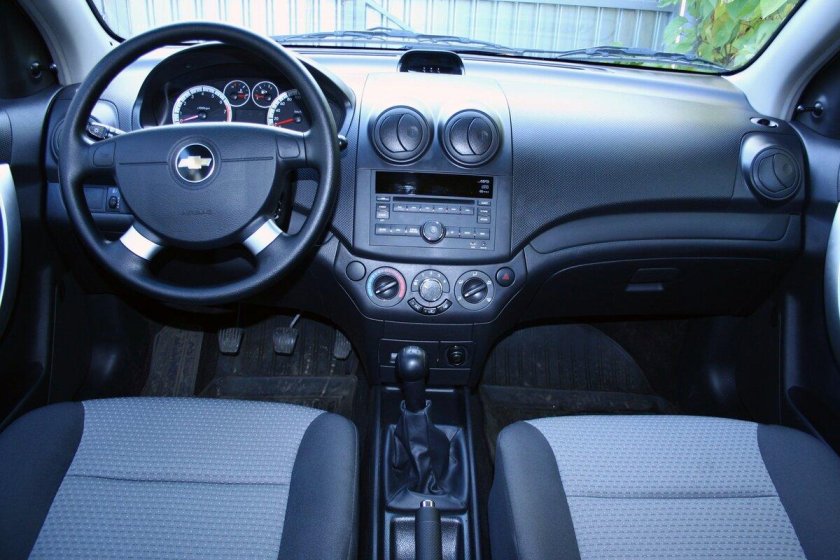 Chevrolet Aveo 2008 салон