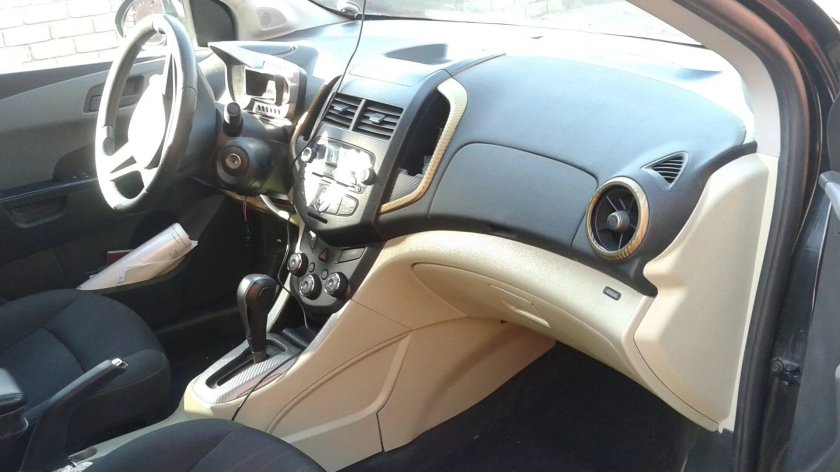 Авео т 250 бежевый салон