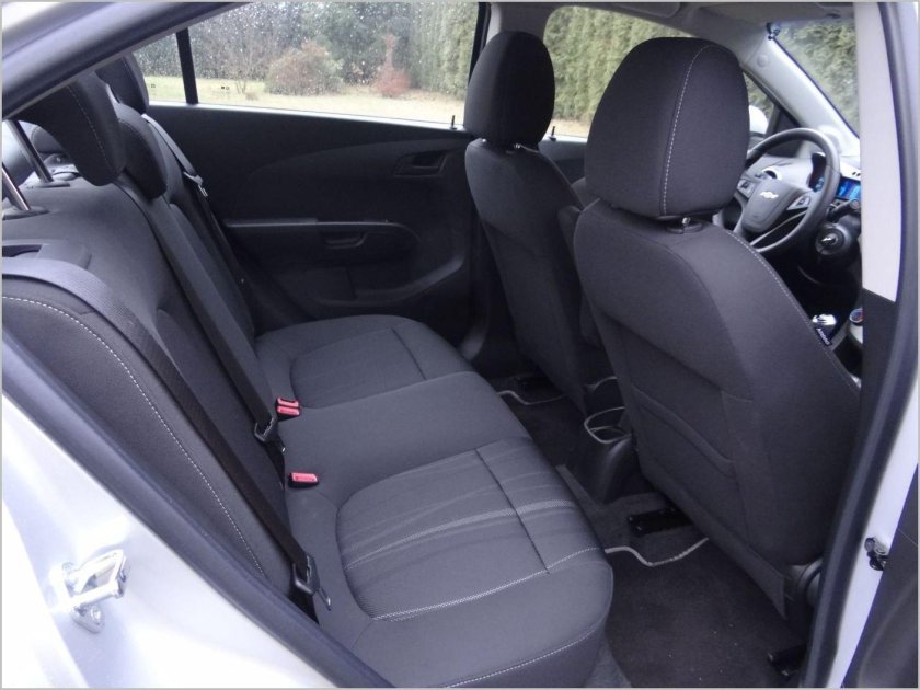 Шевроле Авео салон сзади