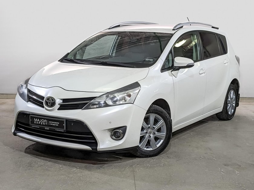 Тойота версо 2013