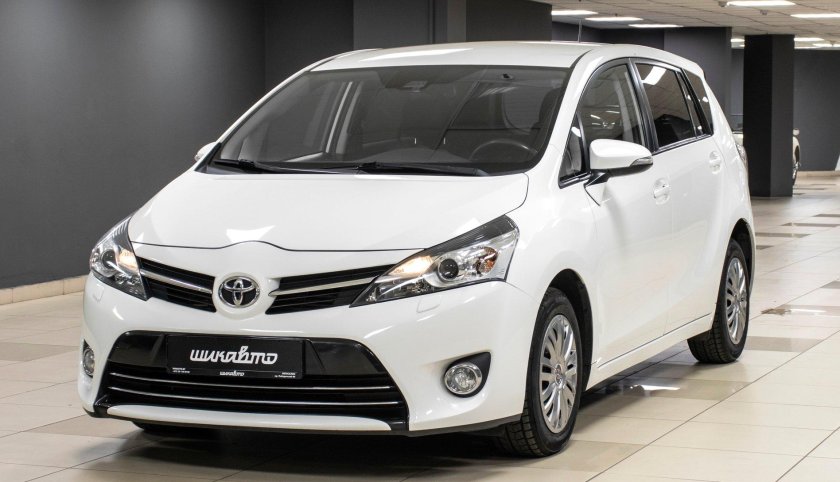 Toyota verso 2013
