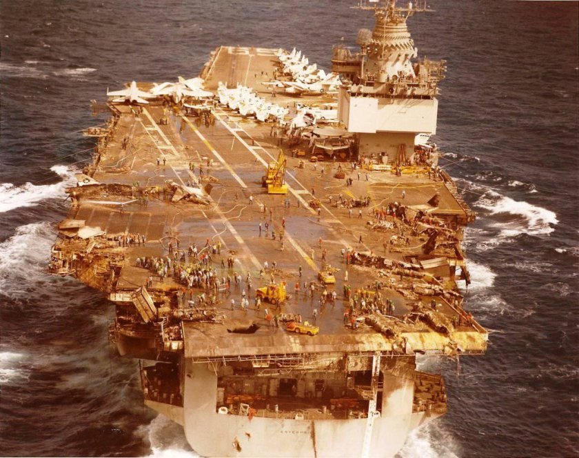 Американский авианосец Энтерпрайз