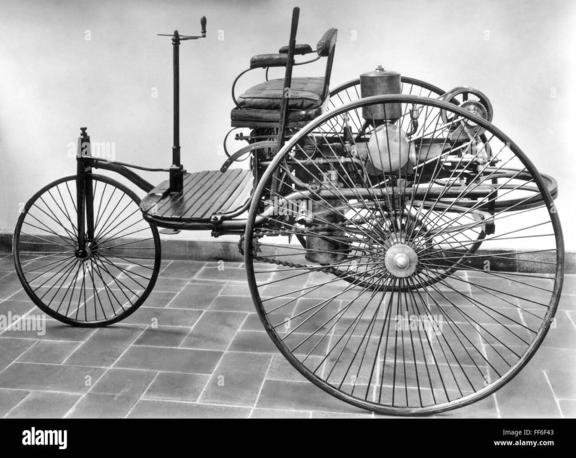 Mercedes Benz 1886