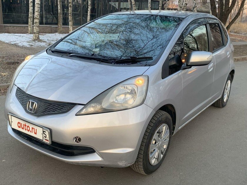 Хонда фит 2009 года